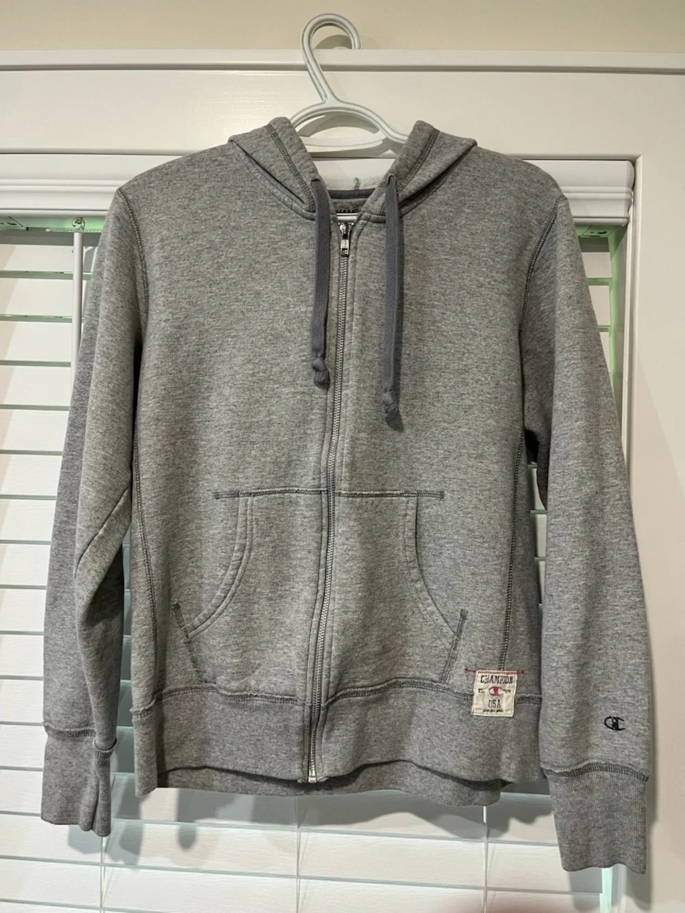 Champion Men's Gray Zip-Up Hoodie with Pockets